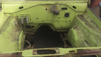 Dustless blasting of engine bay and car chassis and body panels before image